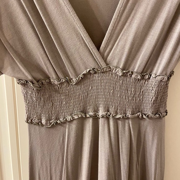 BCBG MaxAzria Grey Flowy V-Neck Dress - Picture 2 of 5